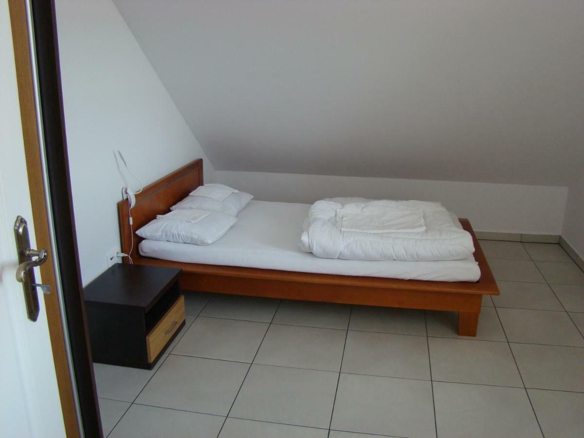 Mylin Villa Chrzypsko Wielkie Kültér fotó